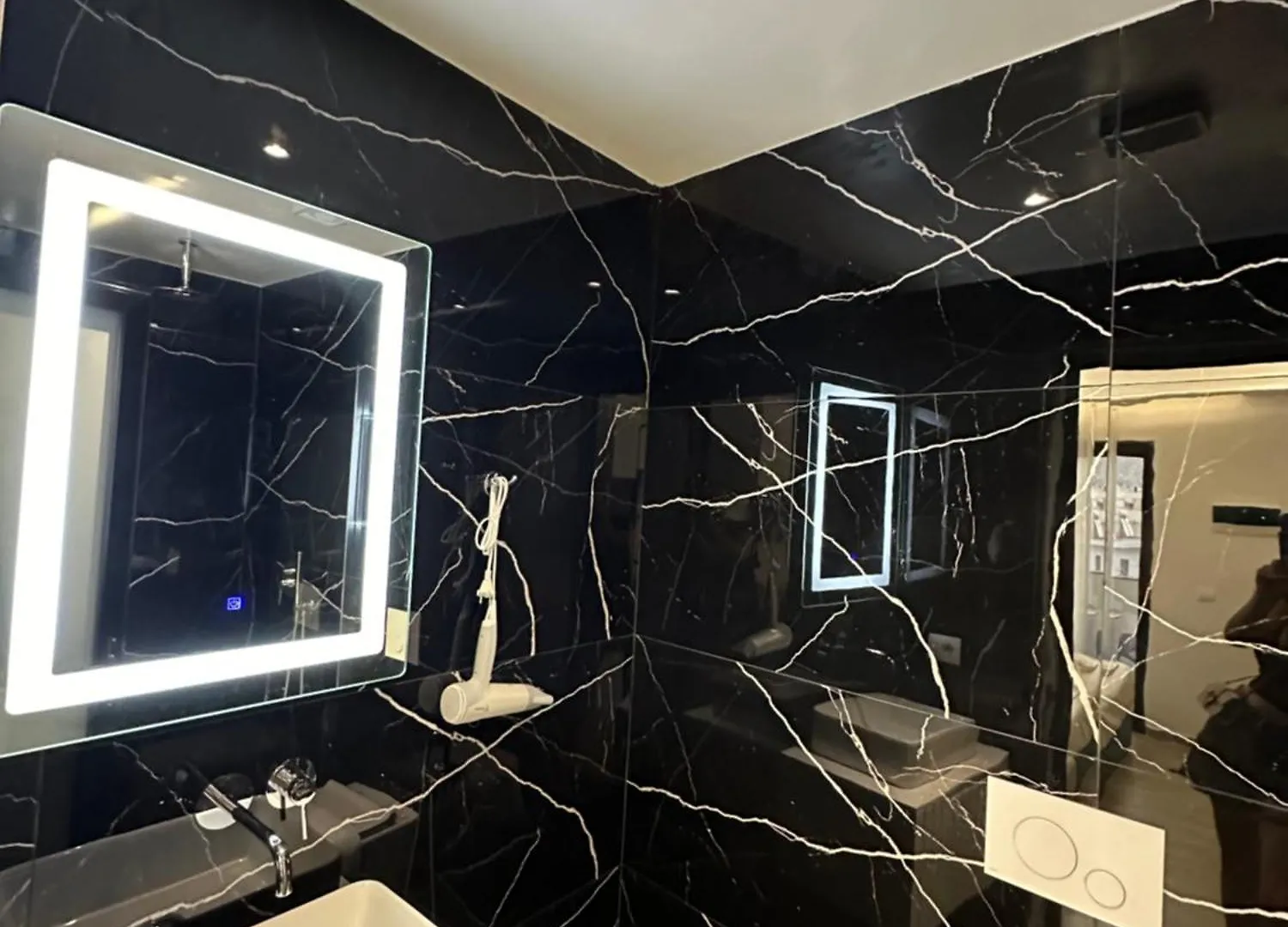 Hotel Io'S Apartments Sarande